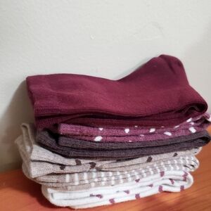 6 Pack Mid-Tube Socks (Size 6-9)